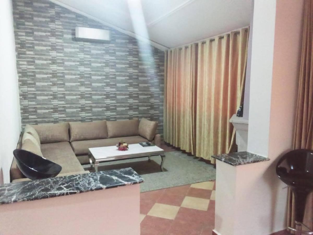 Palais Du Cedre Hotel Ait Bou Tarhat Kültér fotó