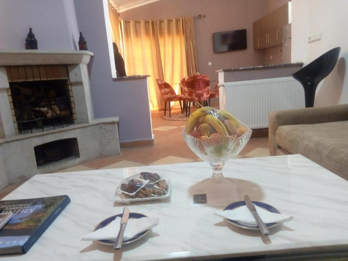 Palais Du Cedre Hotel Ait Bou Tarhat Kültér fotó
